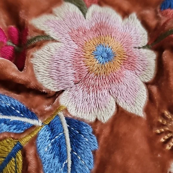 Johnny Was Celestin Velvet Tote  - Rare - EUC -  Price Firm - Picture 8 of 17